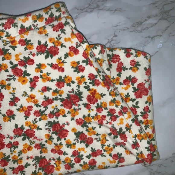 Floral skater skirt - small - Picture 3 of 3